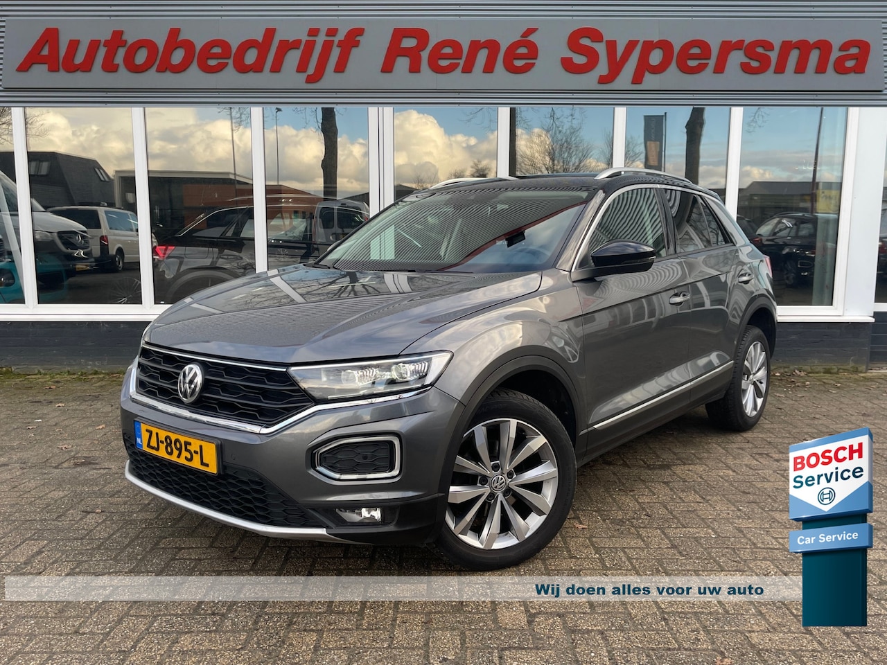 Volkswagen T-Roc - 1.0 TSI Sport | Park assistent | Pano | Stoelverwarming - AutoWereld.nl