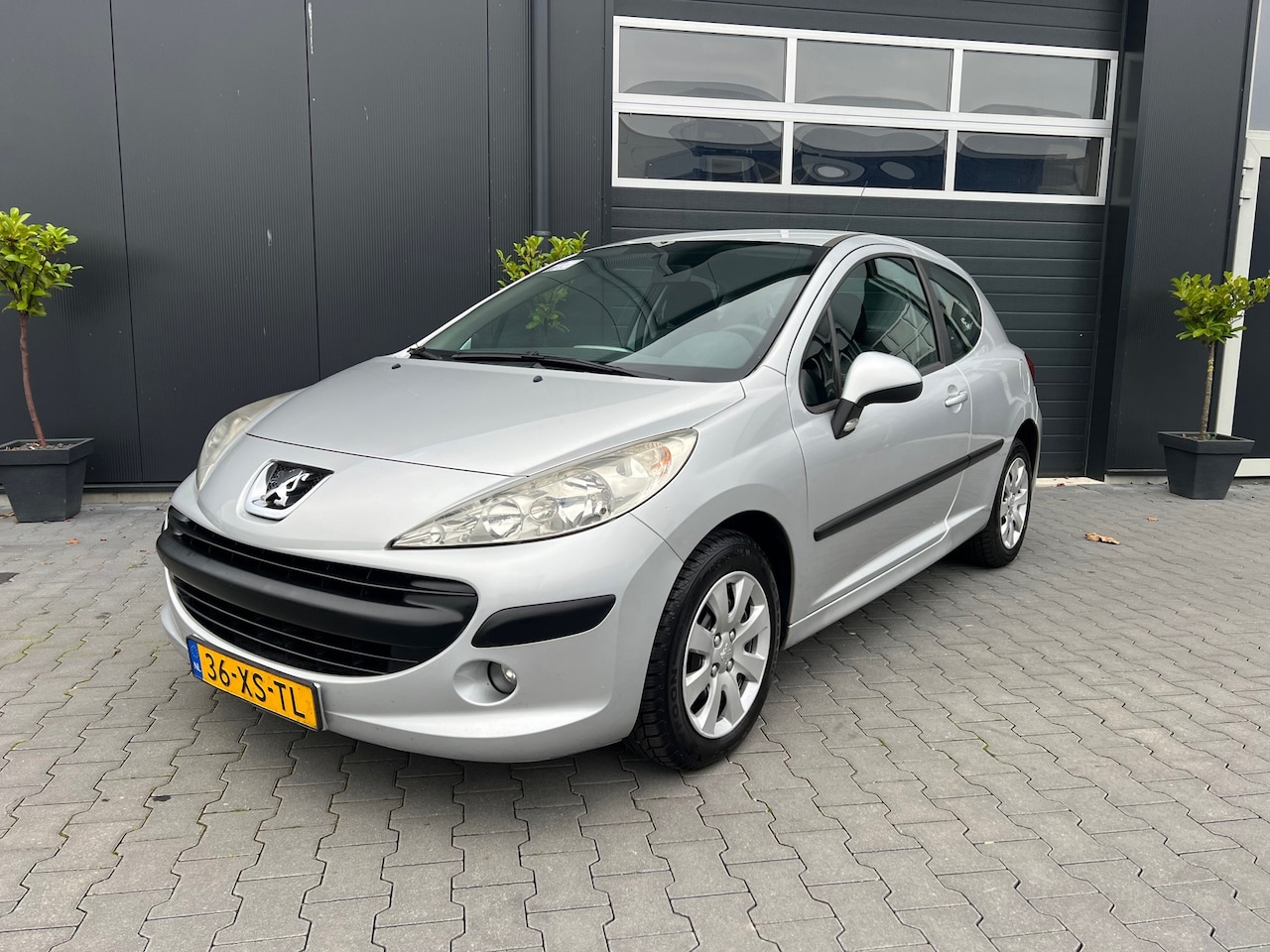 Peugeot 207 - 1.4 VTi X-Line 1.4 VTi X-line - AutoWereld.nl