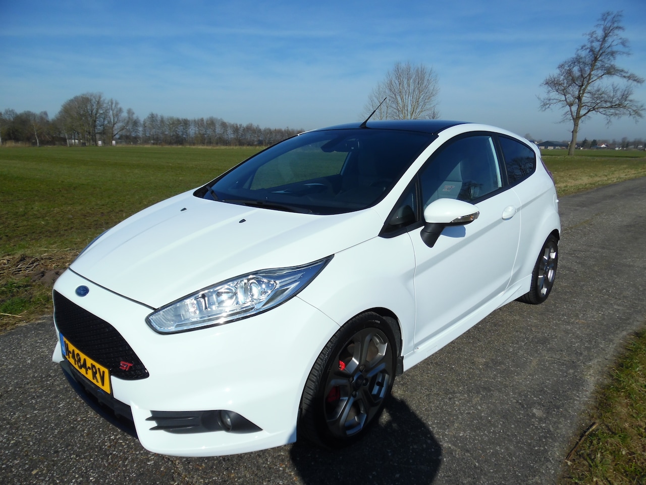 Ford Fiesta - 1.6 ST2 182pk - AutoWereld.nl