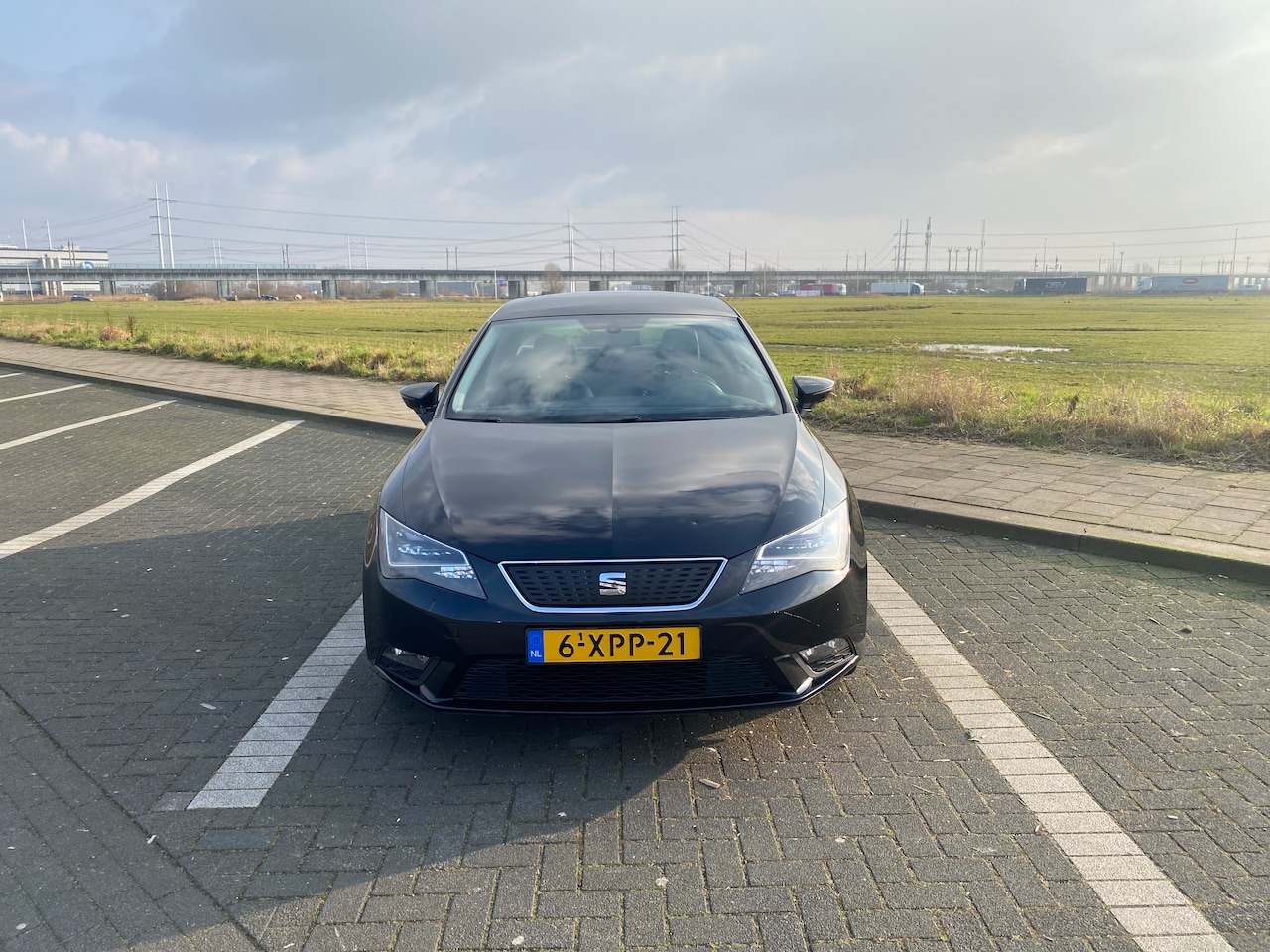 Seat Leon - 1.6 TDI Limited Edition II 145PK Led Camera Subwoofer - AutoWereld.nl