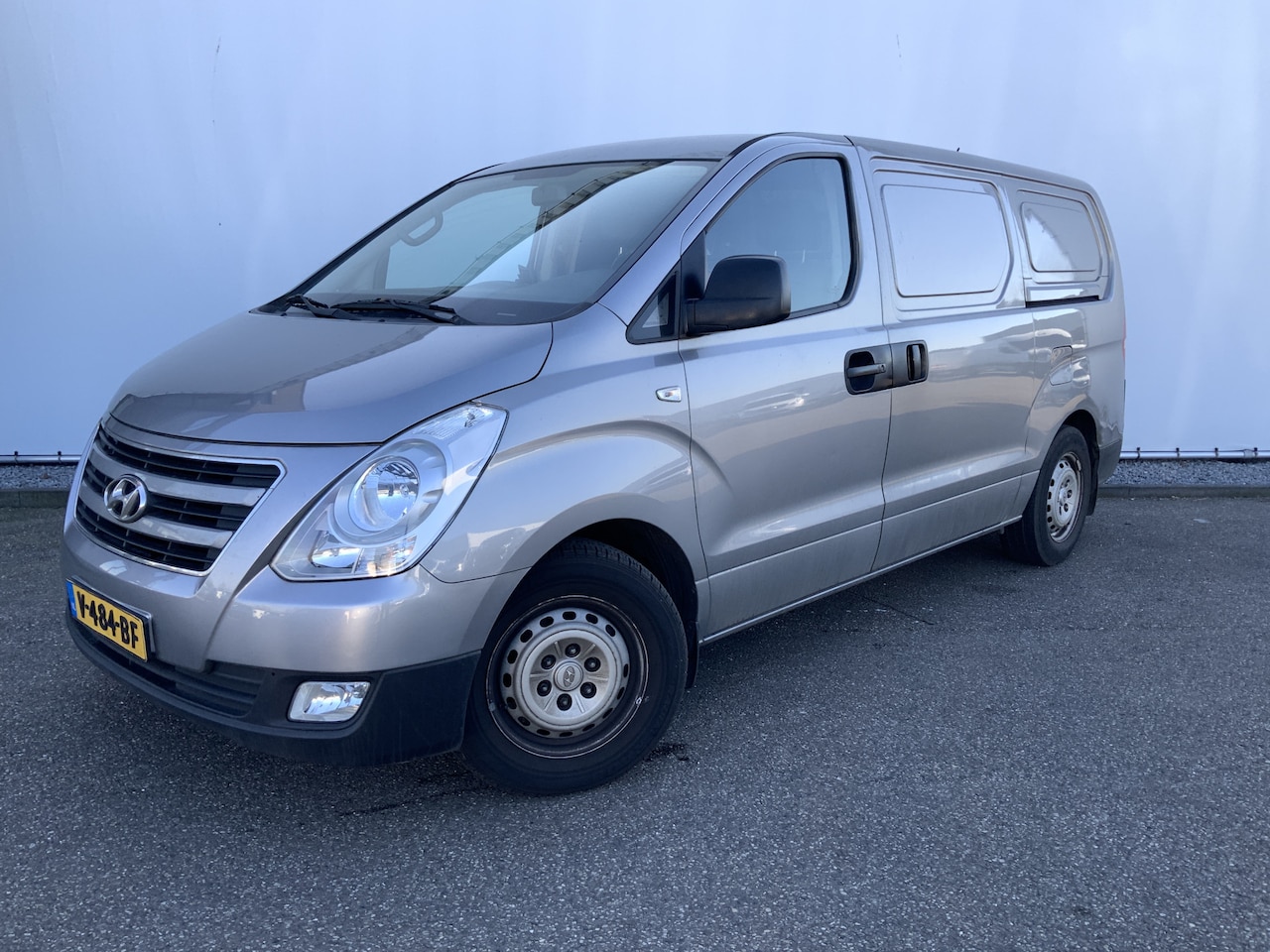 Hyundai H 300 - 2.5 CRDi Dynamic Airco 3 Zits Euro 6 Euro 6 - AutoWereld.nl