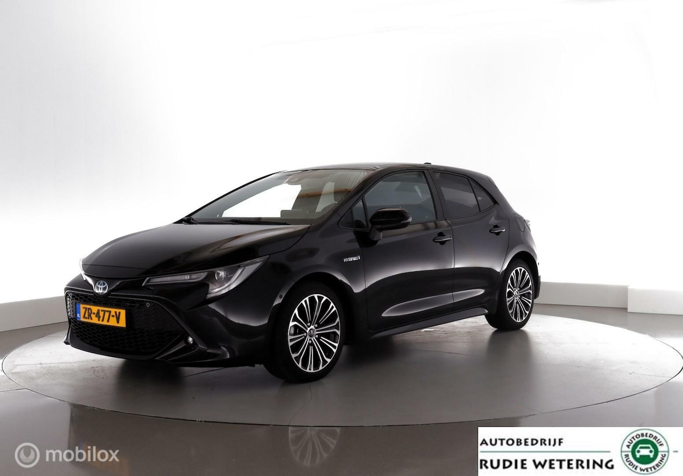 Toyota Corolla - 1.8 Hybrid First Edition trekhaak|led|cam|nav|dab||acc|lmv17 - AutoWereld.nl