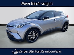 Toyota C-HR - 1.8 Hybrid Bi-Tone / Navigatie / Stoelverwarming / Camera