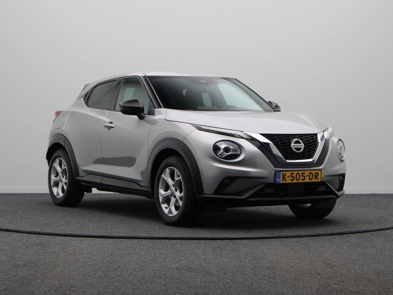 Nissan Juke - 1.0 DIG-T N-Connecta | Achteruitrij Camera | Trekhaak | Cruise Control | - AutoWereld.nl