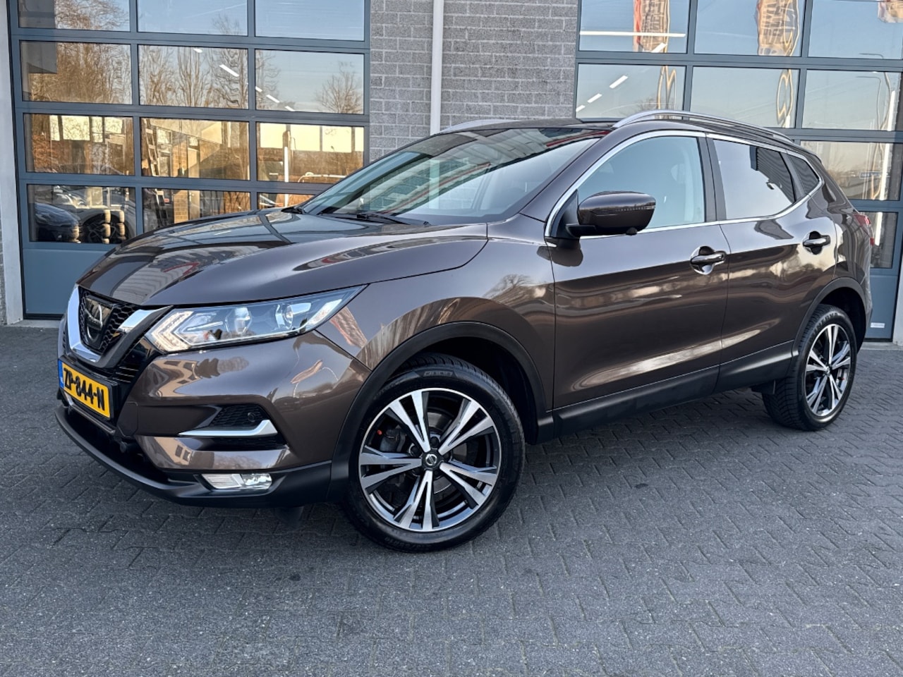 Nissan Qashqai - 1.2 N-Connecta | 360 CAMERA | NAVI | - AutoWereld.nl