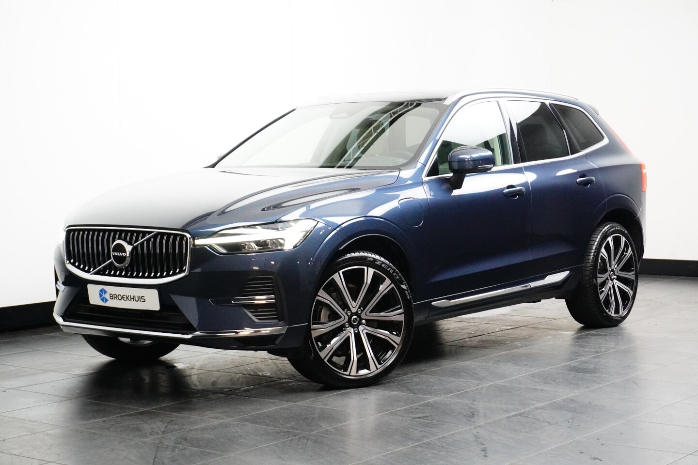 Volvo XC60 - T6 Plug-in hybrid AWD Plus Bright | Apple Carplay/Android Auto|telefoonintegratie premium - AutoWereld.nl