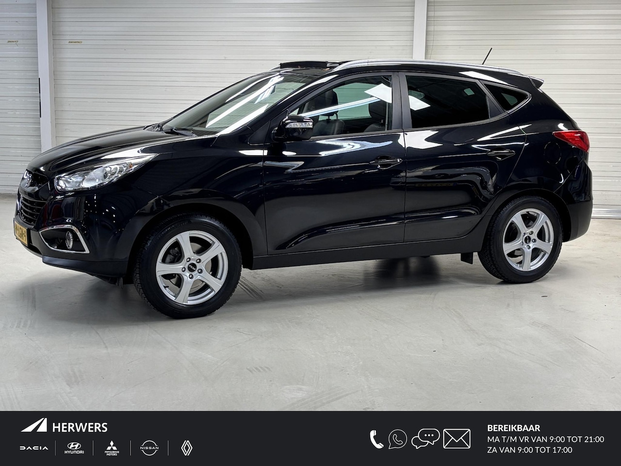 Hyundai ix35 - 2.0i i-Catcher / Panoramisch Schuif/Kanteldak / Lederen Bekleding / Trekhaak 1600 KG / Dea - AutoWereld.nl