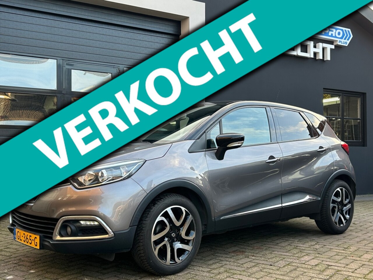 Renault Captur - 0.9 TCe Dynamique NAVI/TREKHAAK - AutoWereld.nl