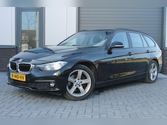 BMW 3-serie Touring - 318i Luxury