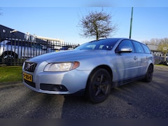 Volvo V70 - 2.0D 100KW EXport Momentum Clima Navi Leder Thaak Koppeling Defect