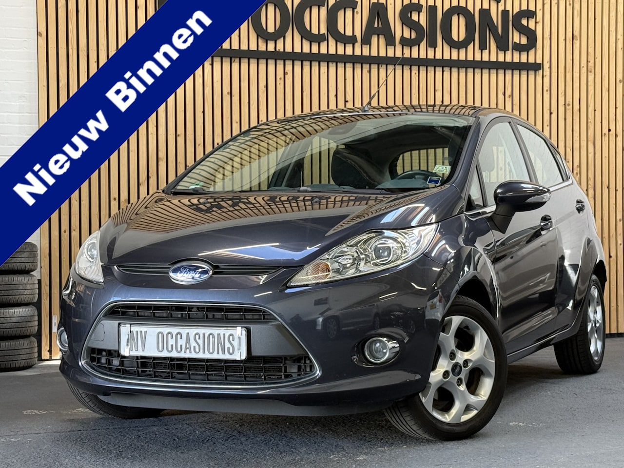 Ford Fiesta - 1.25 Titanium ECC/VOORRUITVW/15"LV/NIEUWE APK/PARKEERSENSOR - AutoWereld.nl