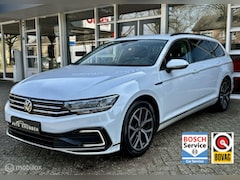 Volkswagen Passat Variant - 1.4 TSI PHEV GTE Business Led, Camera, Trekhaak, LM