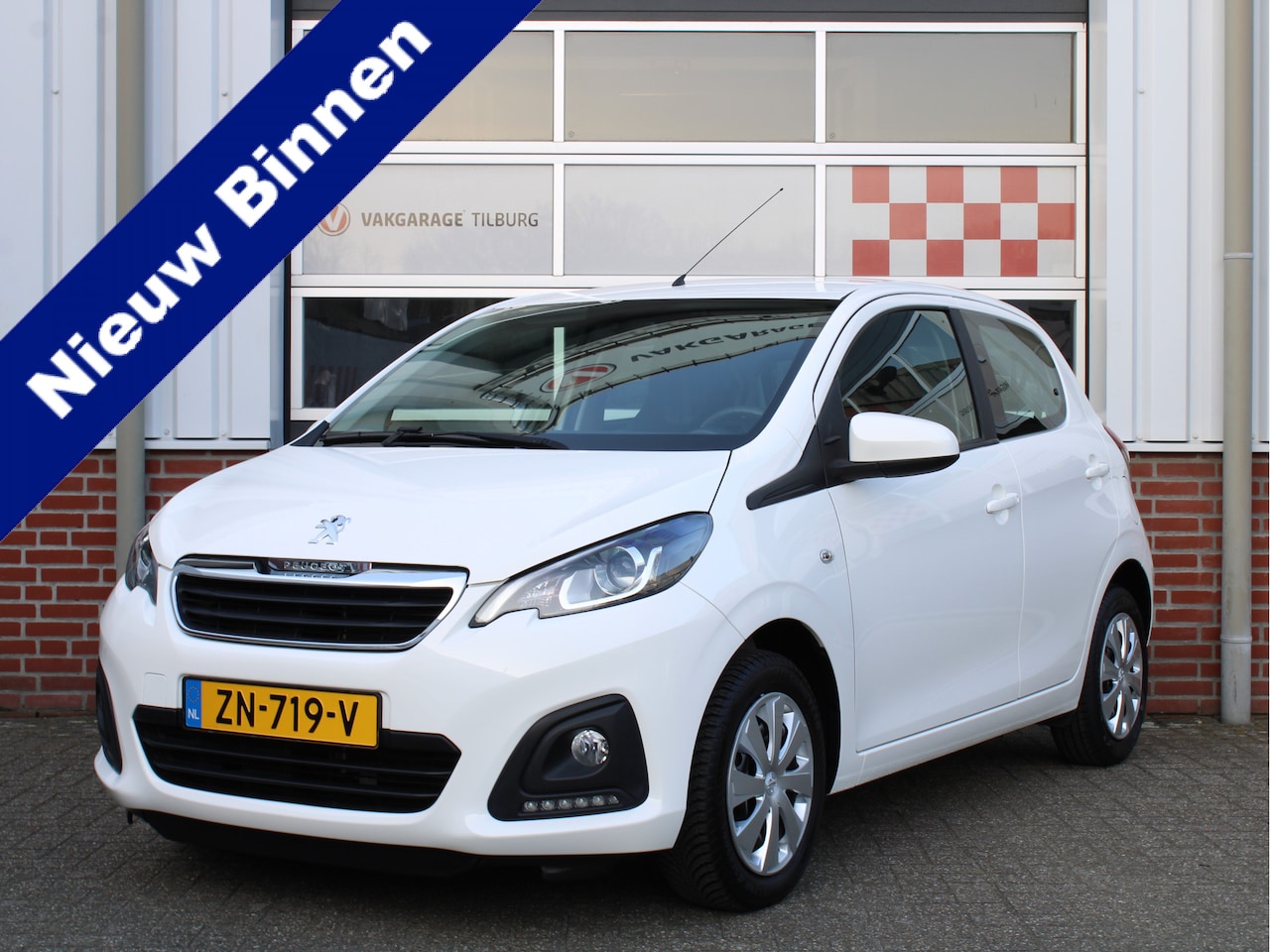 Peugeot 108 - 1.0 e-VTi Active /AIRCO/LED/Mistlampen/CV/Bluetooth/ISOFIX/Elek. ramen/USB+AUX/NAP! 1e eig - AutoWereld.nl