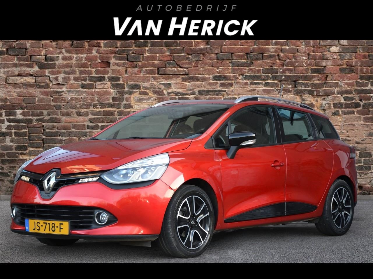 Renault Clio Estate - 0.9 TCe NIght & Day | R-Link | Cruise | Navi | Airco - AutoWereld.nl