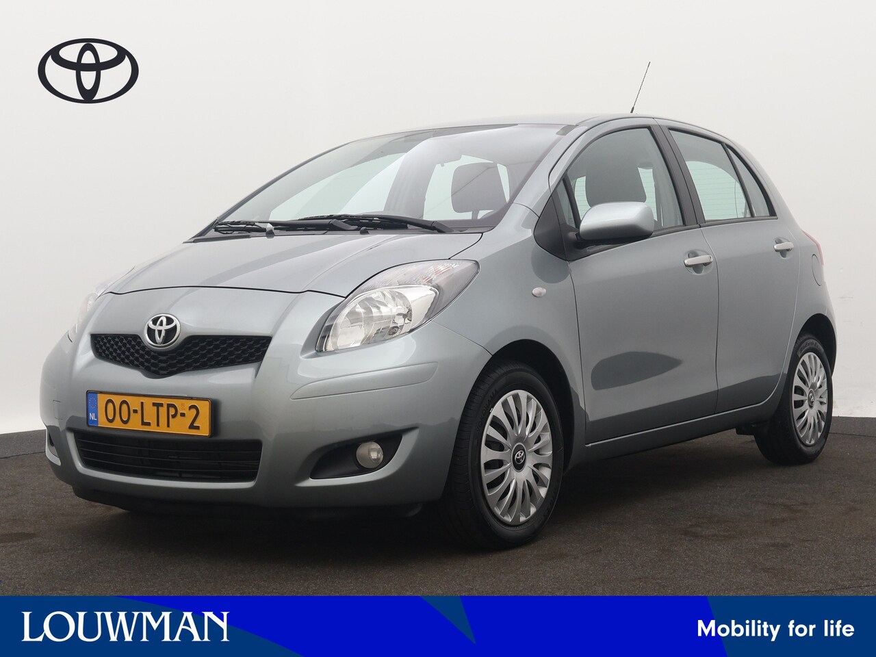 Toyota Yaris - 1.3 VVTi Aspiration | Automaat | Parkeersensoren achter | Navigatie | Climate Control | - AutoWereld.nl