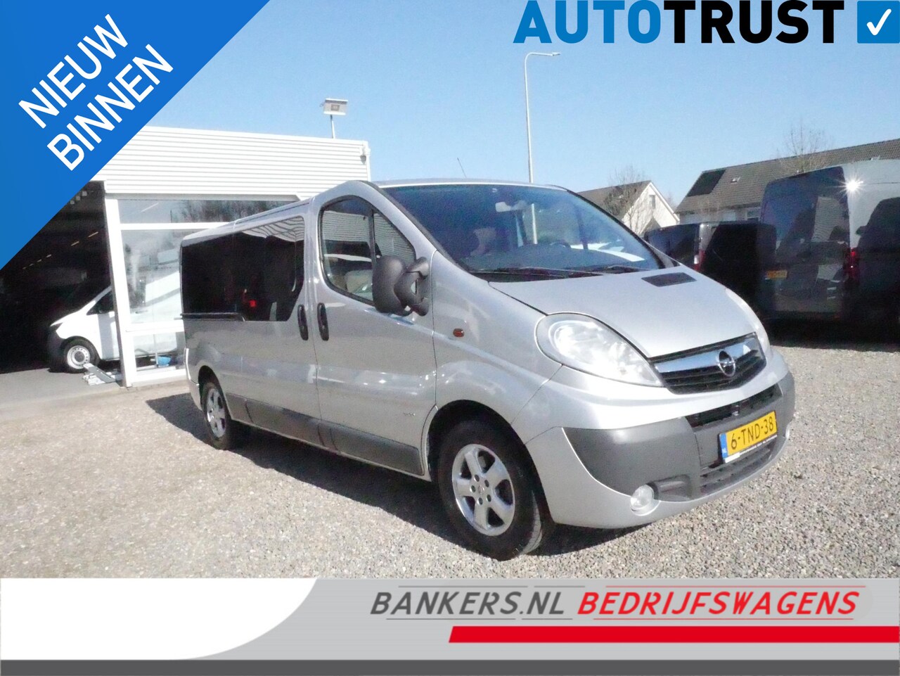 Opel Vivaro Combi - 2.0 CDTI 115PK, L2H1, 9 Persoons combi, Prijs is inclusief BTW en BPM - AutoWereld.nl