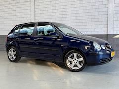 Volkswagen Polo - 1.4-16V Comfortline