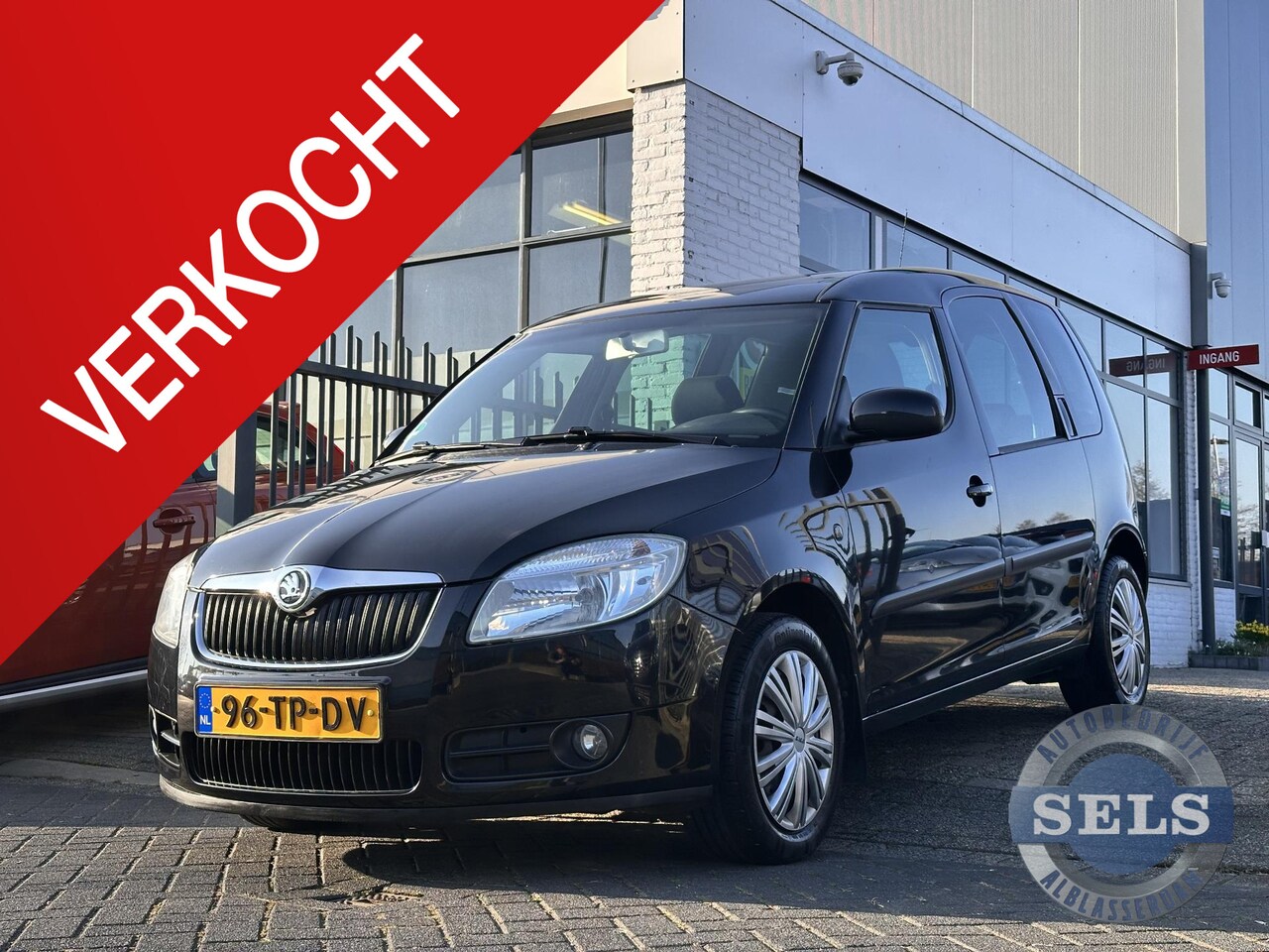 Skoda Roomster - 1.6-16V Style Panoramadak/Trekhaak/Bluetooth - AutoWereld.nl