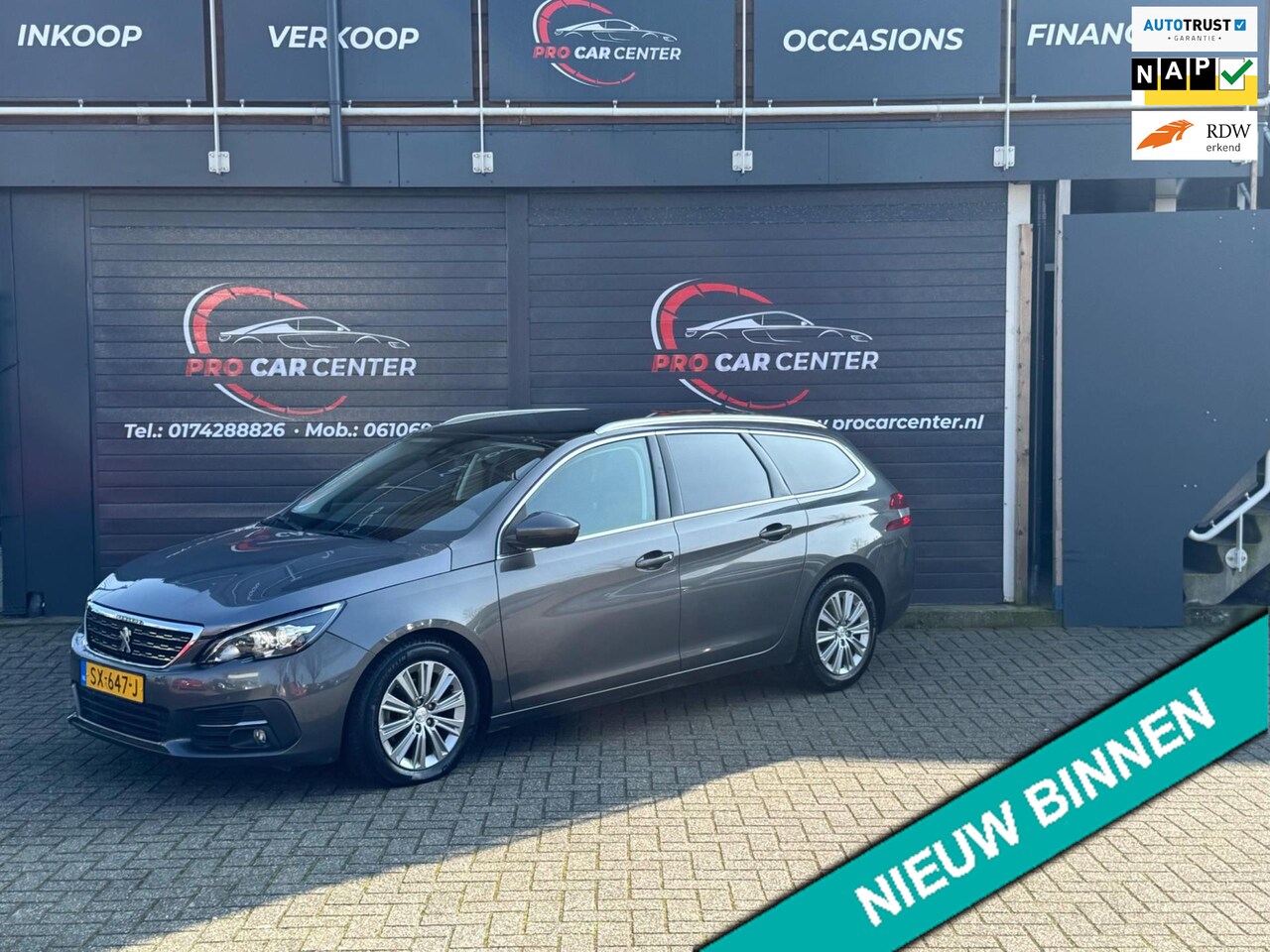 Peugeot 308 SW - 1.2 PureTech Blue Lease Premium AUT|CRUISE|CLIMATE|PANO|CAM|PDC V-A|LEER|STOEL.VER|LMV - AutoWereld.nl