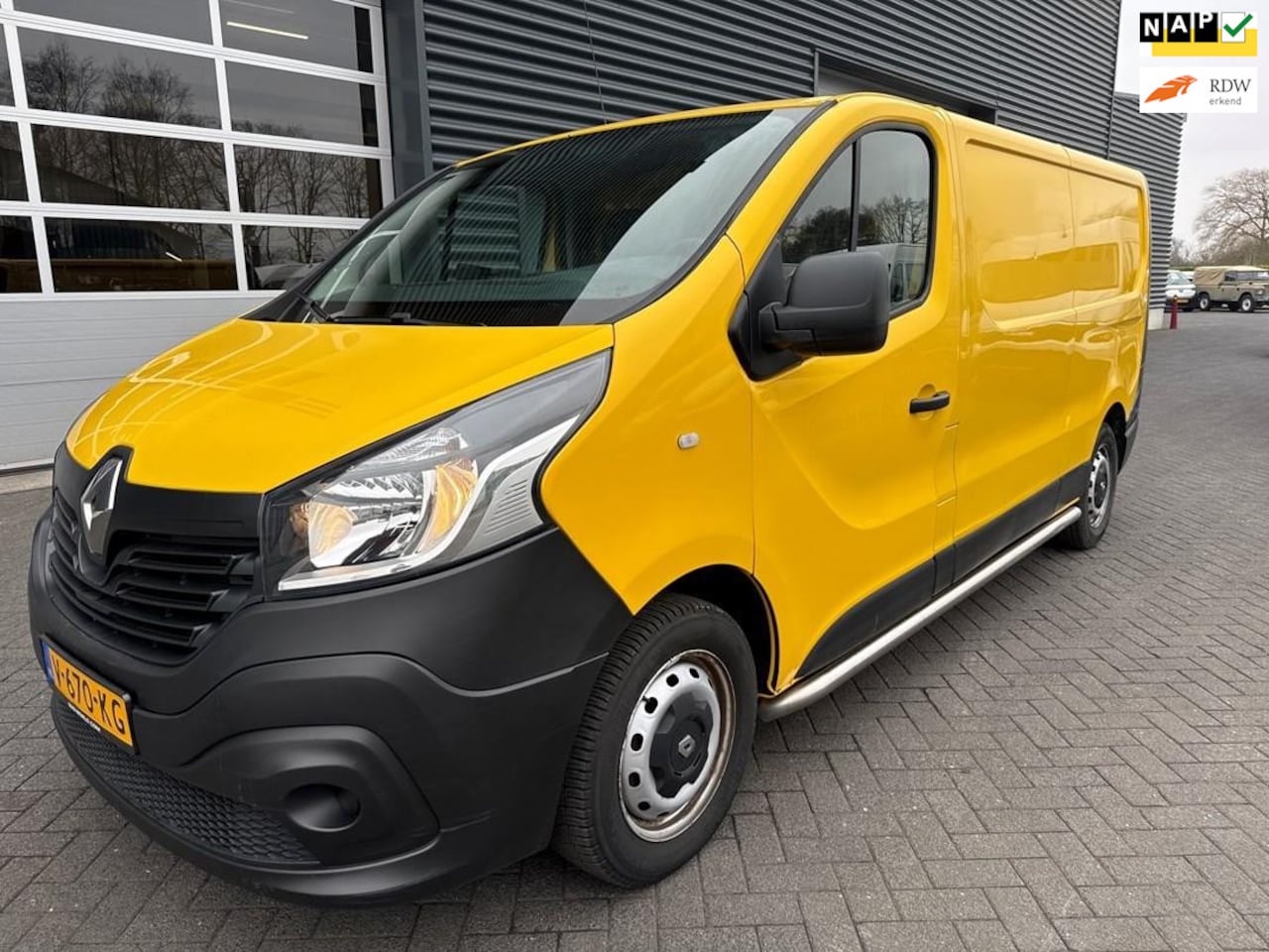 Renault Trafic - 1.6 dCi T29 L2H1 Comfort Energy 1.6 dCi T29 L2H1 Comfort Energy airco, navigatie - AutoWereld.nl