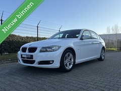 BMW 3-serie - 318i Business Line, Xenon, Groot Navi, Trekhaak