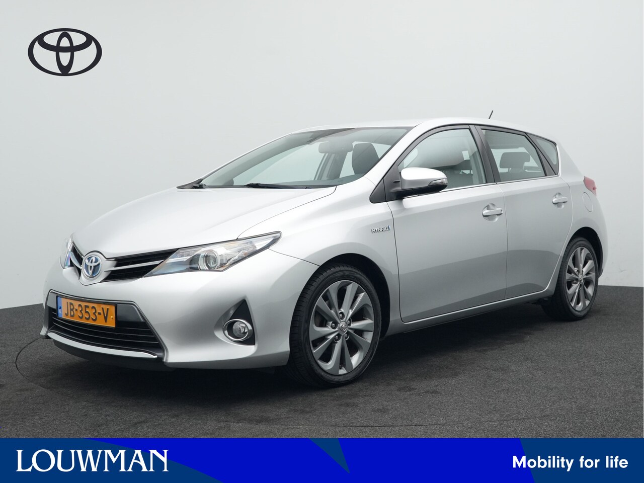 Toyota Auris - 1.8 Hybrid Aspiration Limited | Camera | Climate Control | Cruise Control | LM velgen | - AutoWereld.nl