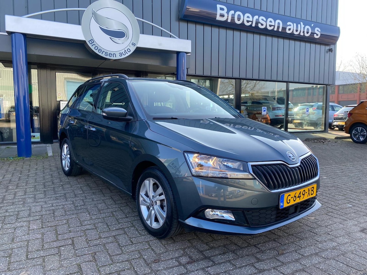 Skoda Fabia Combi - 1.0 TSI 110pk DSG-7 Style met Smartlink, Stoelverwarming en Climatronic - AutoWereld.nl