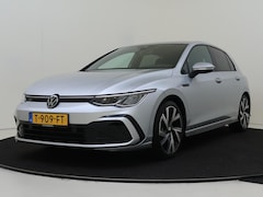 Volkswagen Golf - 1.5 TSI R-Line | Achteruitrijcamera | Navigatie | CarPlay | Adaptieve cruise control | Sfe