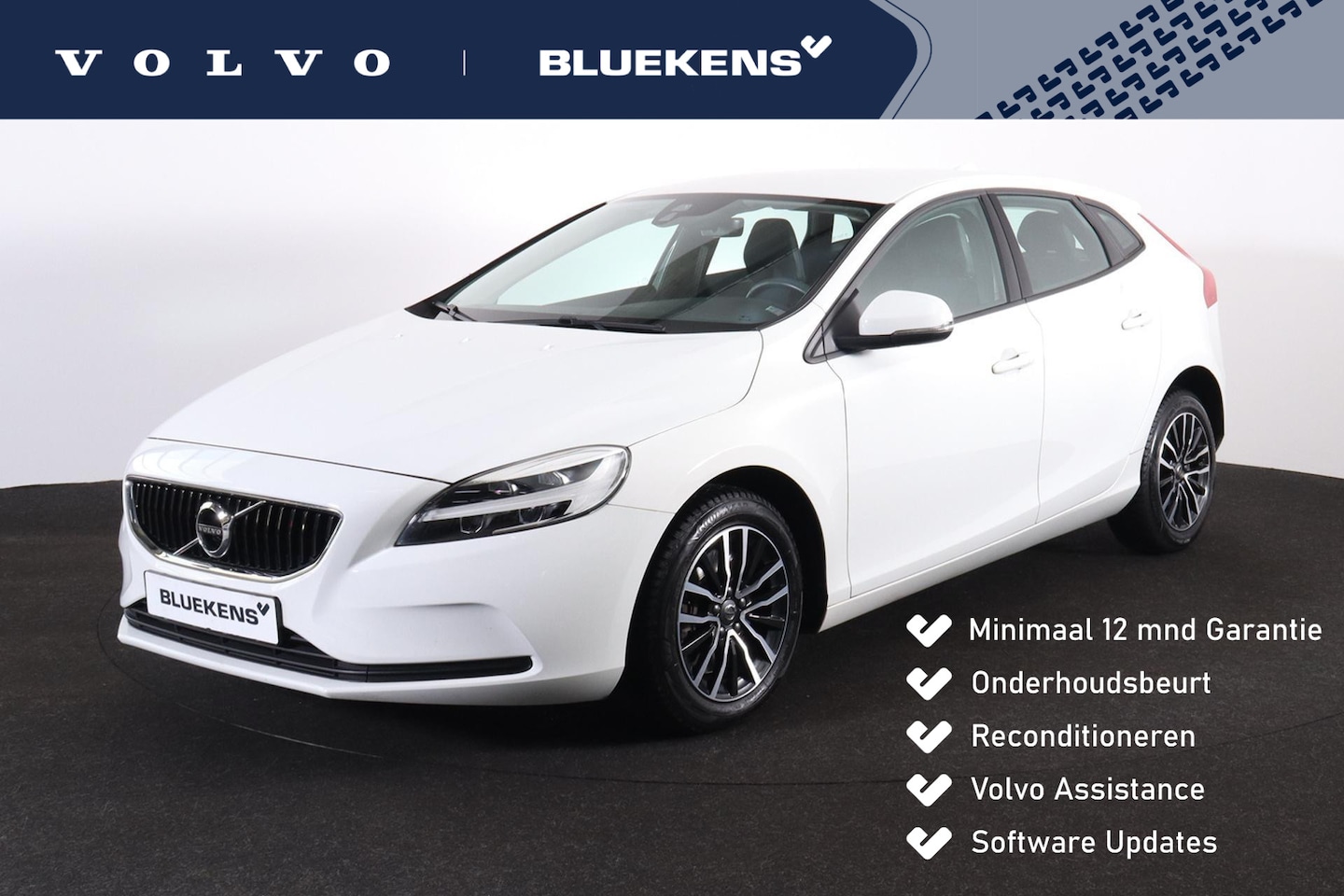 Volvo V40 - T2 EditionPlus - AUTOMAAT - Verwarmde voorstoelen - Parkeersensoren achter - Volvo On Call - AutoWereld.nl