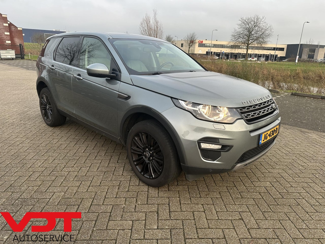 Land Rover Discovery Sport - 2.2 TD4 4WD SE|keurige auto bomvol - AutoWereld.nl