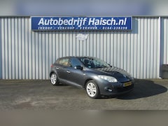 Renault Mégane - TCE 130 HATCHBACK auto loopt goed maar rookt