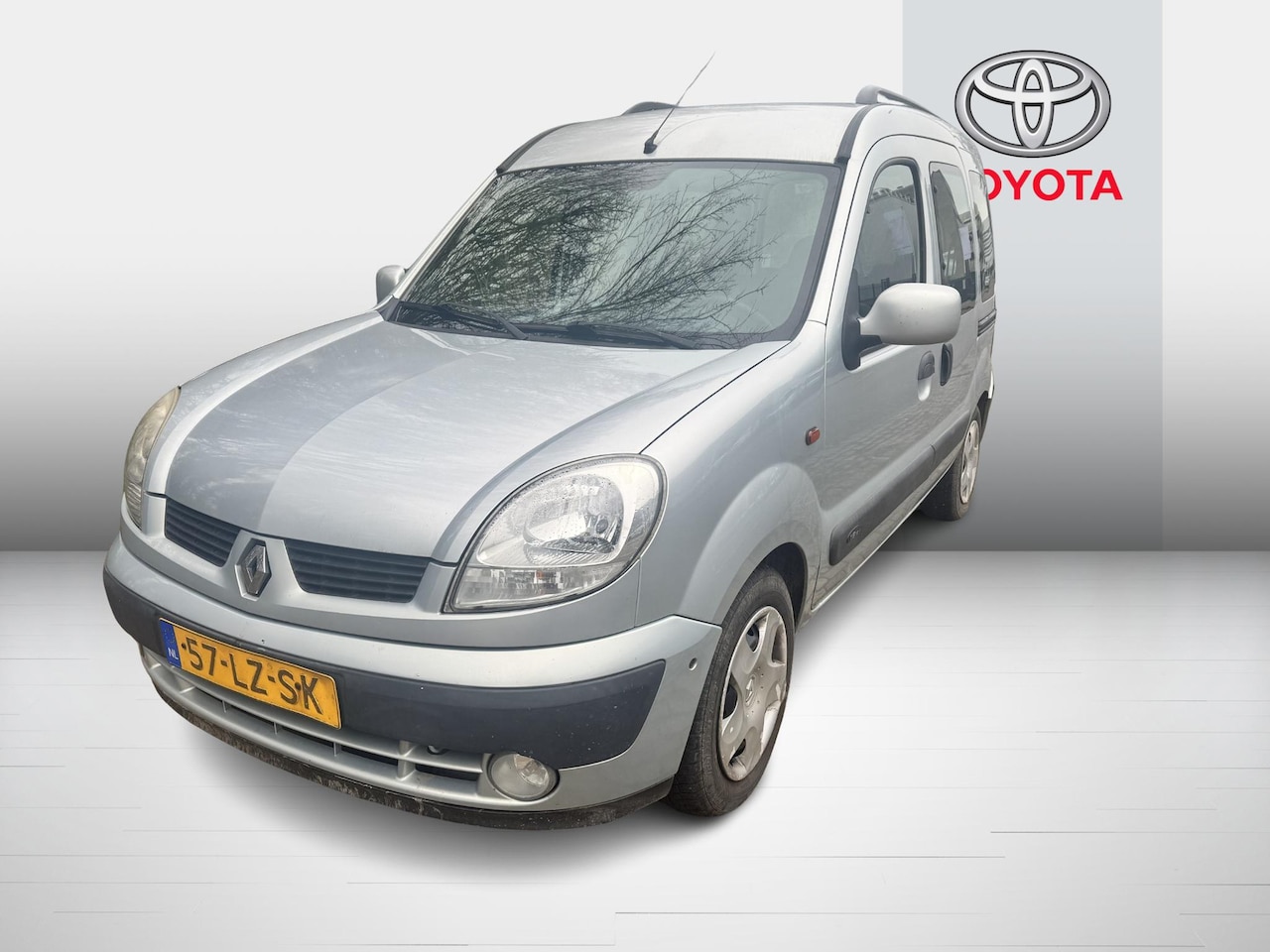 Renault Kangoo - 1.6-16V PRIVILEGE 5 ZITS APK 12-2025 AIRCO. KAN ZO MEE - AutoWereld.nl