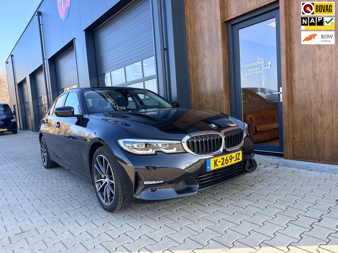 BMW 3-serie - 330e eDrive Edition sport leer apple carplay - AutoWereld.nl