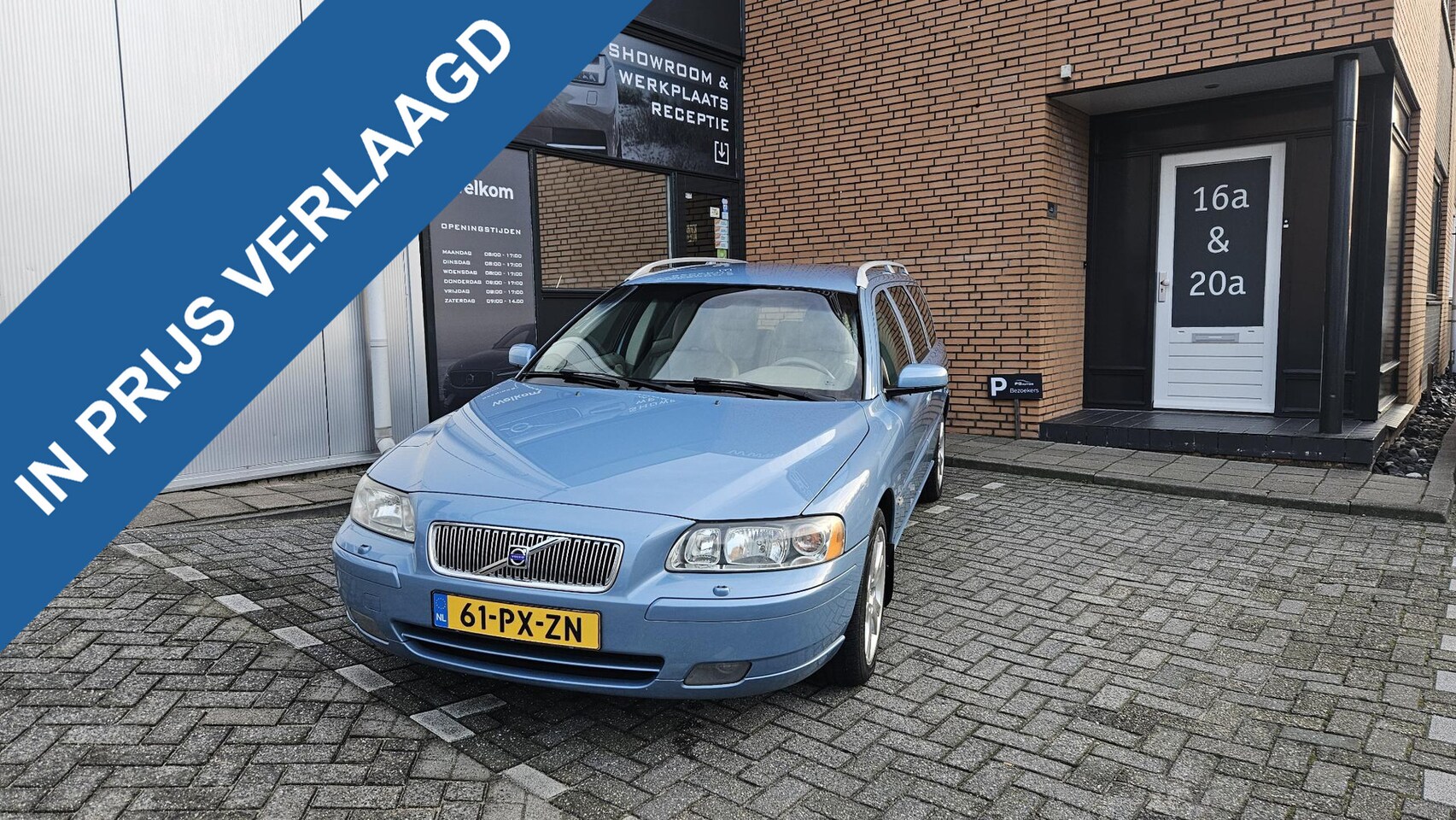 Volvo V70 - 2.5T Momentum 2.5T Momentum - AutoWereld.nl