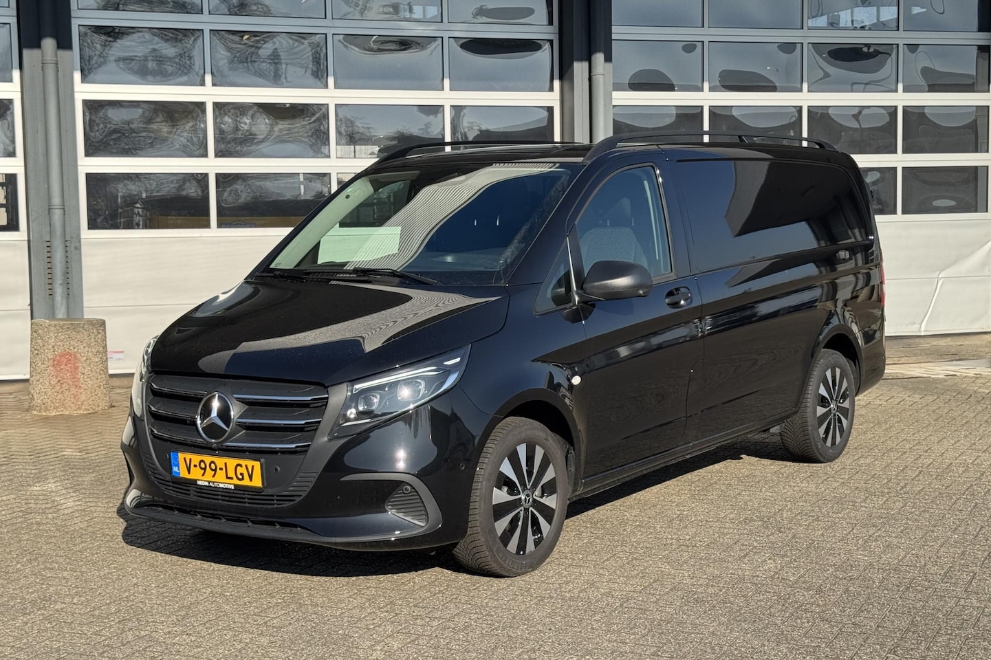 Mercedes-Benz Vito - 119 L2 Automaat Select | Nieuw Model | BPM Vrij | Distronic+ | Trekhaak | Stoelverwarming - AutoWereld.nl