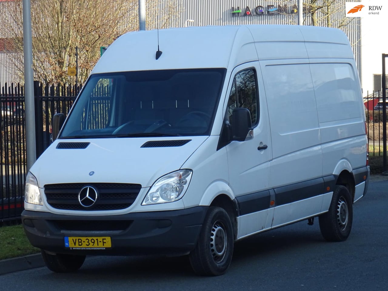 Mercedes-Benz Sprinter - 213 2.2 CDI 366 HD 3-ZITS APK 03-2026 - AutoWereld.nl