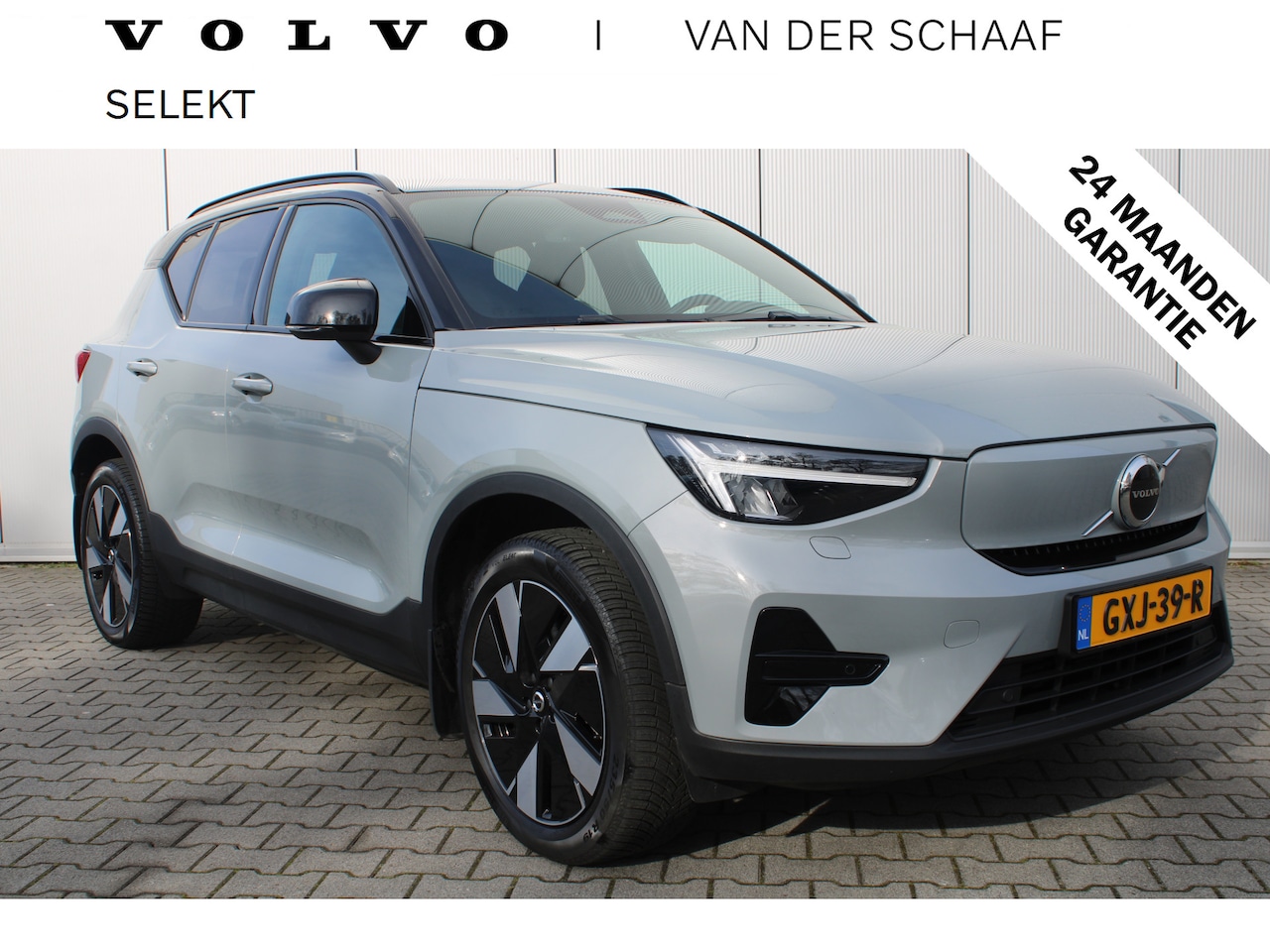 Volvo XC40 - Single Motor Extened Range Core 82 kWh | Trekhaak | Warmtepomp | Stoeverwarming - AutoWereld.nl