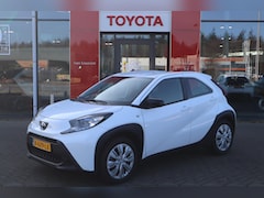 Toyota Aygo X - PLAY NL-AUTO AIRCO PARKEERCAMERA AD-CRUISE APPLE/ANDROID