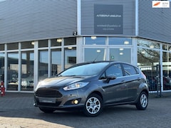 Ford Fiesta - Titanium / Navi / Climate / Cruise Control / Pdc