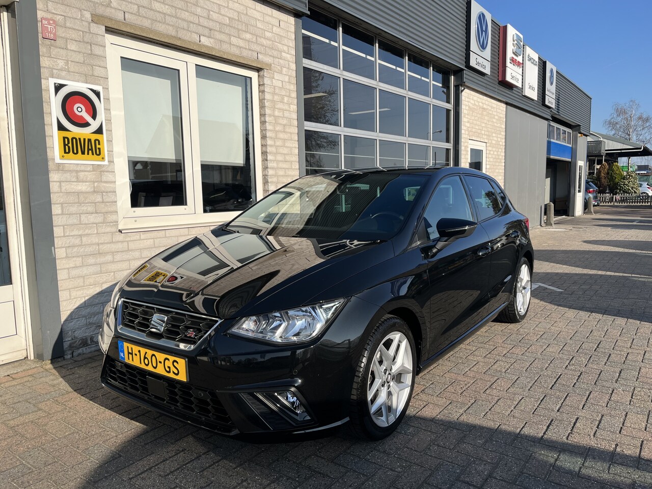 Seat Ibiza - 1.0 TSI FR Business Intense / CRUISE/ PARK. SENSOREN + CAMERA/ NAVI/ FULL LINK/ DAB/ CLIMA - AutoWereld.nl