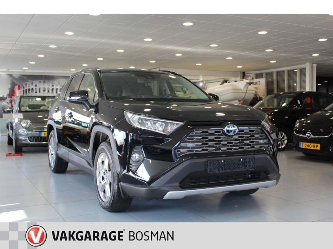 Toyota RAV4 - RAV4 2.5 VVT-i Hybrid Team D/4x4/CAMERA/CRUISE - AutoWereld.nl