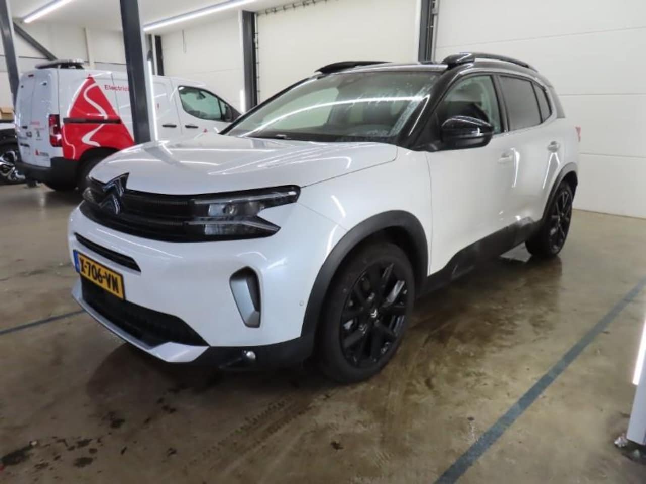 Citroën C5 Aircross - 1.2 Hybrid ë-Series 136pk Automaat | Leder | Elektr. Stoelen | Adaptive Cruise | Stoelverw - AutoWereld.nl