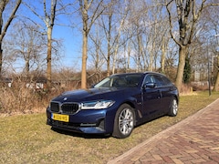 BMW 5-serie Touring - 530e Business Edition Plus (BMW laser, Harmon Kardon, Panorama glazen dak, Elektrische comfortstoelen)