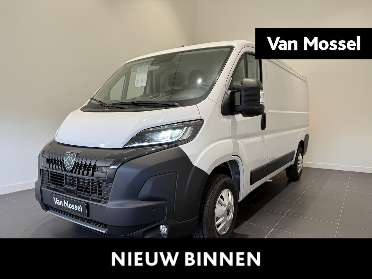 Peugeot Boxer - 2.2 BlueHDi 120 S&S L2H2 3.0t 2.2 BlueHDi 120 S&S L2H2 3.0t - AutoWereld.nl