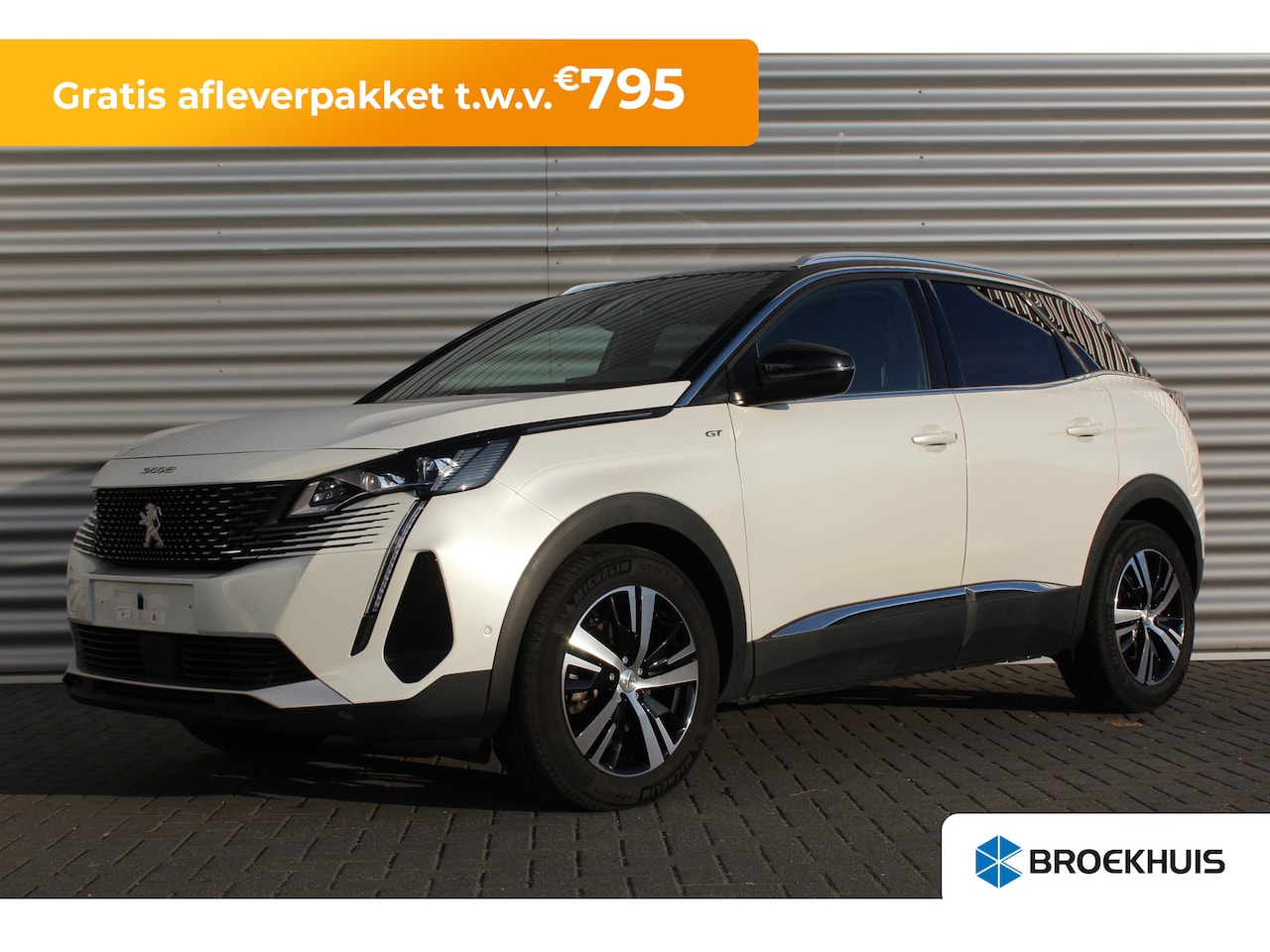 Peugeot 3008 - 1.2 PURETECH 130PK GT AUTOMAAT / NAVI / LEDER / CLIMA / PDC / 18" LMV / CAMERA / KEYLESS / - AutoWereld.nl