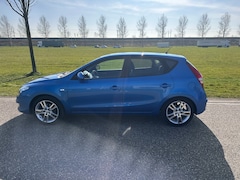 Hyundai i30 - 1.4i Dynamic