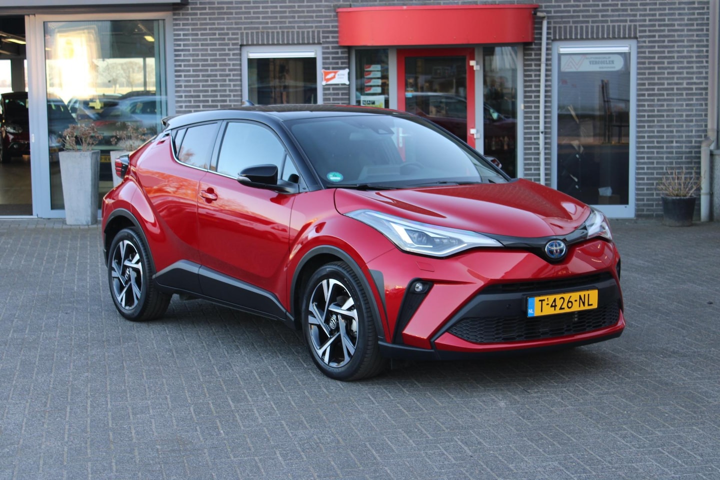 Toyota C-HR - 1.8 Hybrid Style Adaptive Cruise/Camera/Led/Navi - AutoWereld.nl