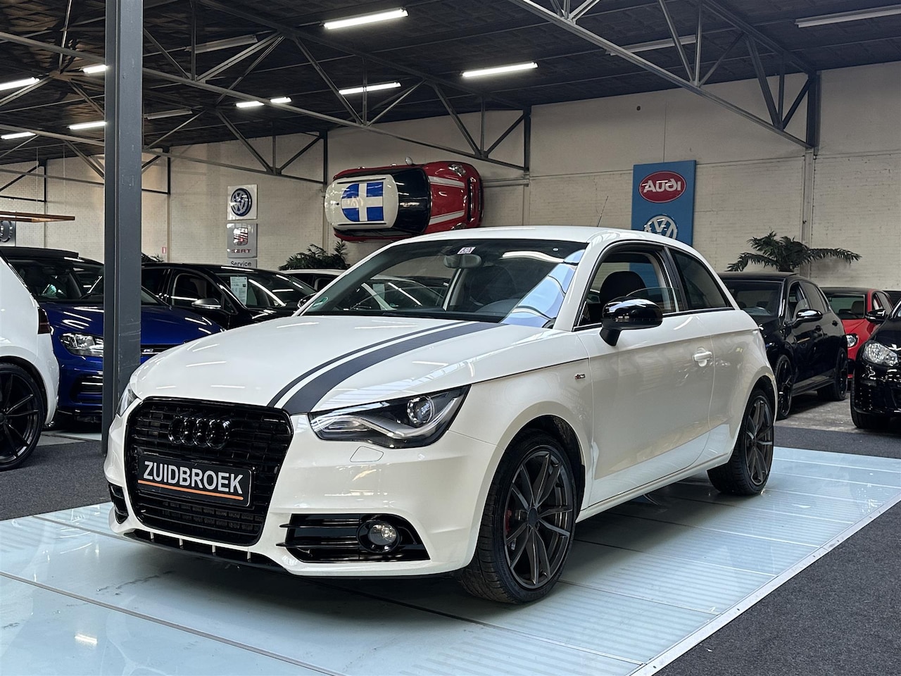 Audi A1 - 1.2 TSI XENON Clima Airco Stoelverwarm. MAXTON - AutoWereld.nl