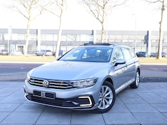 Volkswagen Passat Variant - GTE 1.4 TSI PHEV 218PK | Panodak | Vol Leer | Camera | Adaptive Cruise | Stoel&Stuurverwar