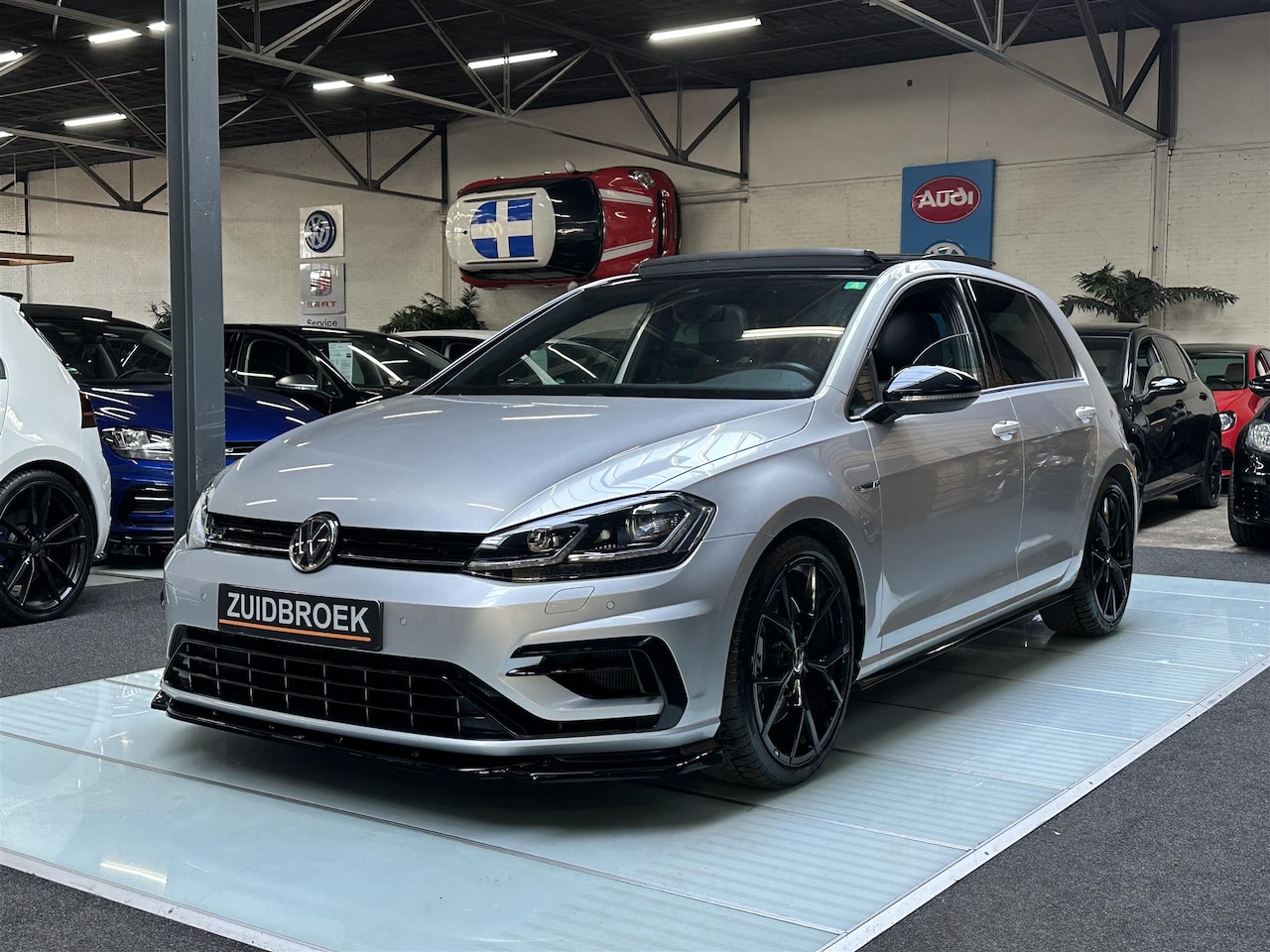 Volkswagen Golf - 2.0 R 7.5 DSG 5-Deurs Camera MAXTON LED - AutoWereld.nl